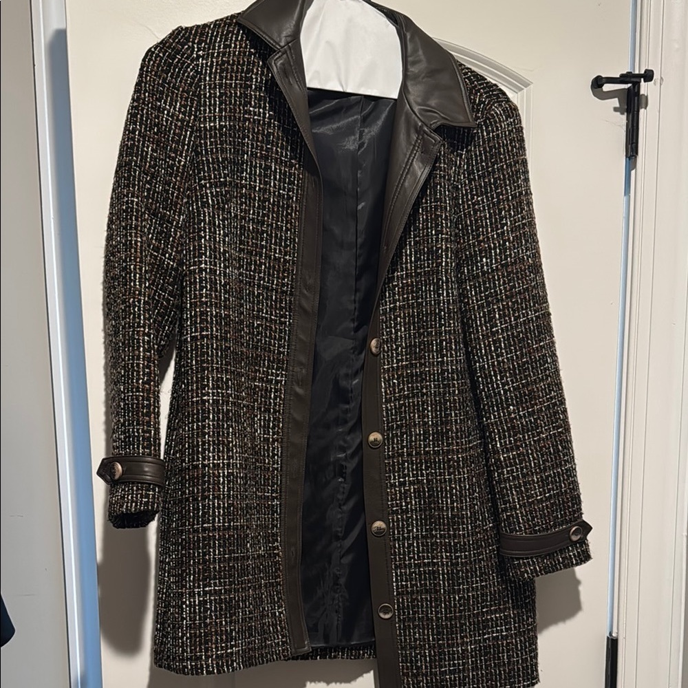 Elegant Black Tweed Women's Coat
